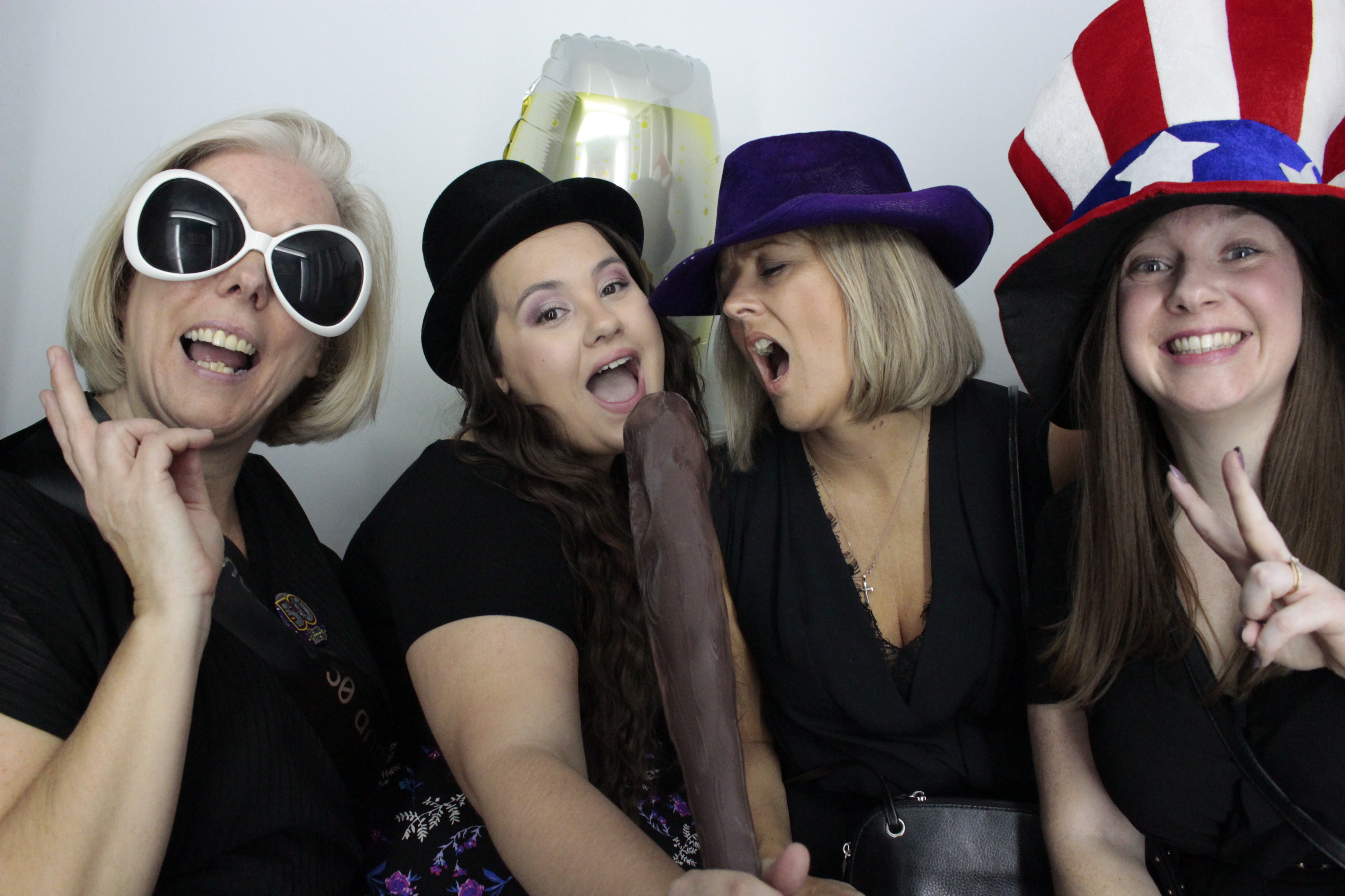 Sinead Byng 50th Birthday Party | View more photos from the event at gallery.myphotoboothexperience.co.uk/u/MyPhotoBoothExperienceLtd/Sinead-Byng-50th-Birthday-Party